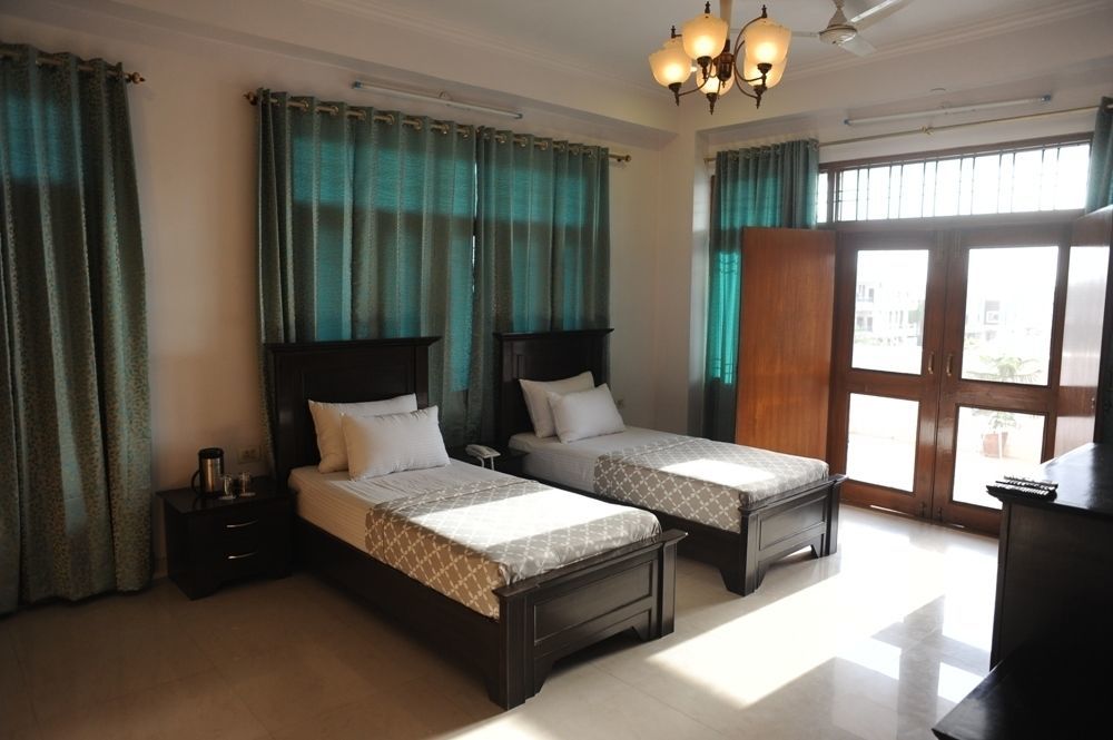 Hotel Raj Regency à Jaipur Extérieur photo